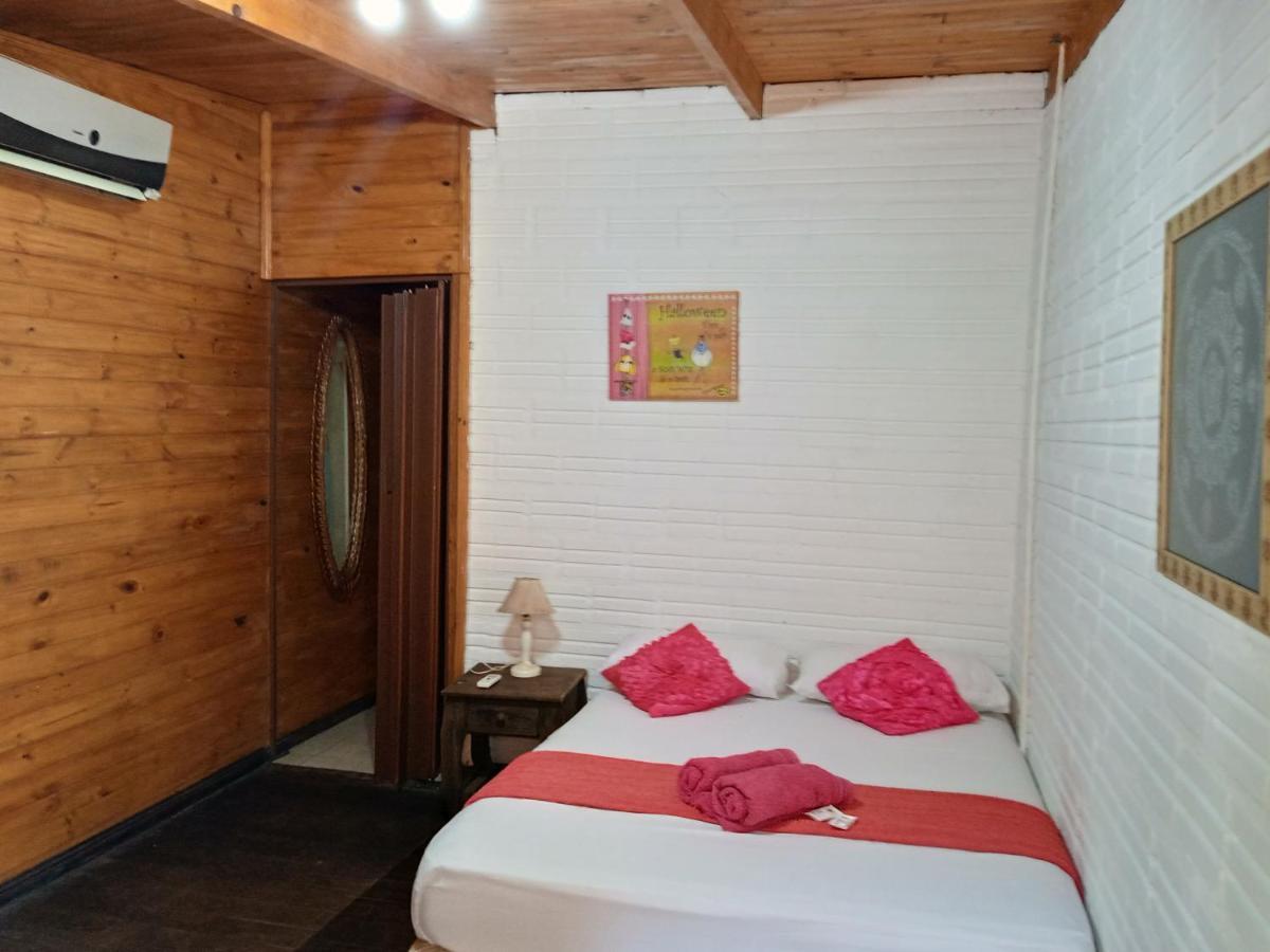 Garden Stone Hostel Puerto Iguazú Kültér fotó