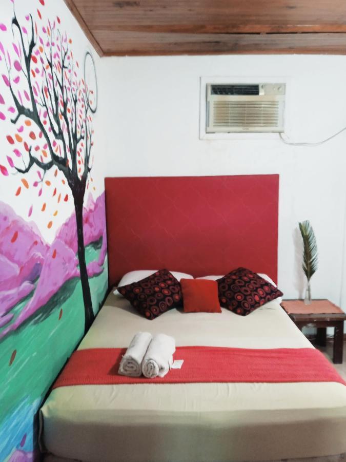 Garden Stone Hostel Puerto Iguazú Kültér fotó