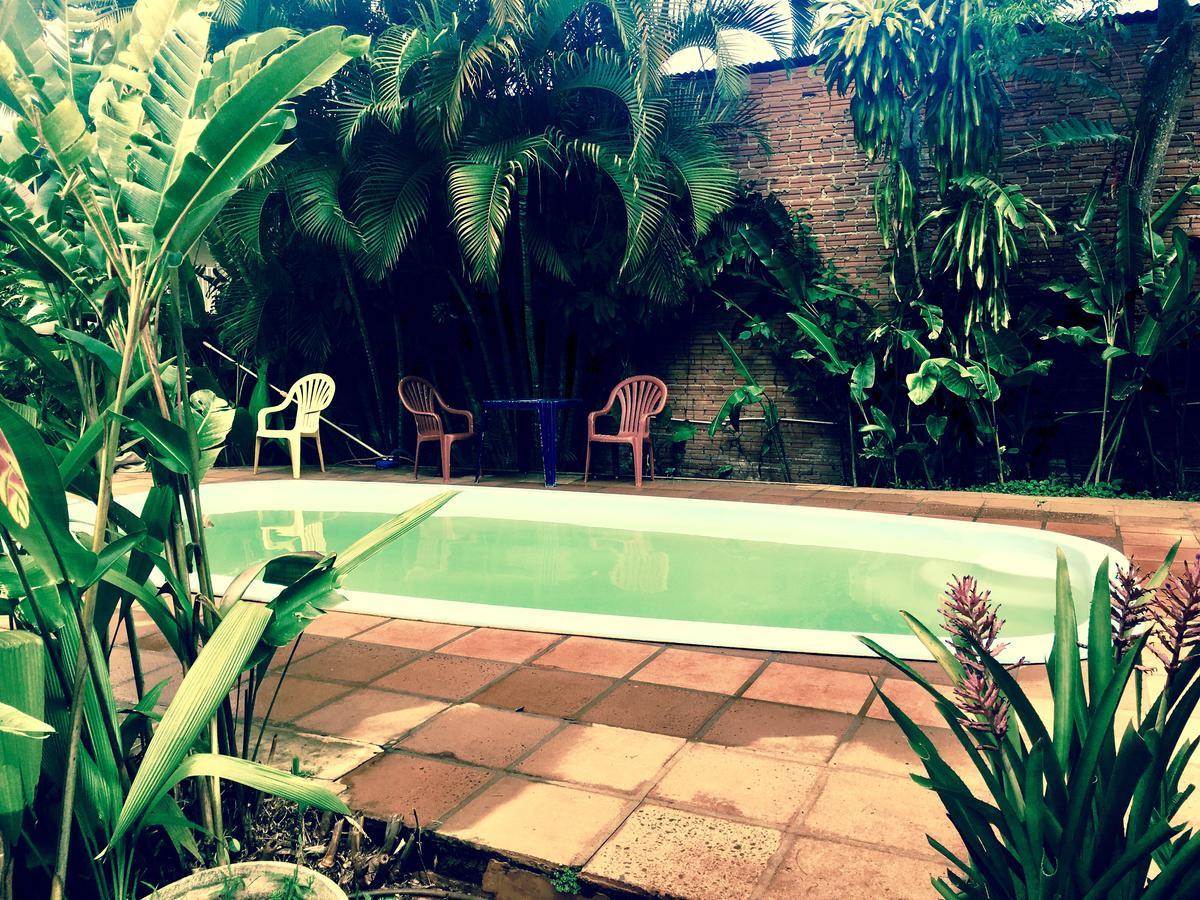 Garden Stone Hostel Puerto Iguazú Kültér fotó